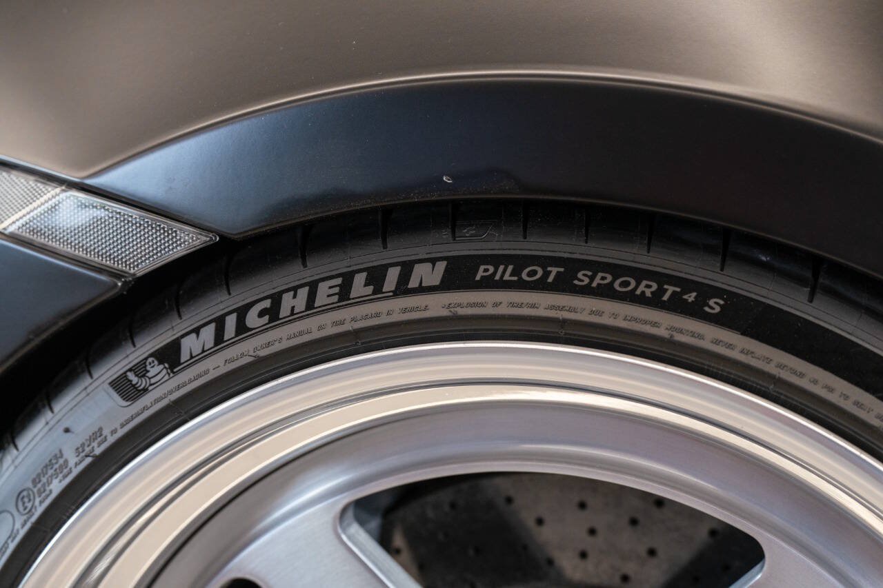 Used 2017 McLaren 570S RWD image 85