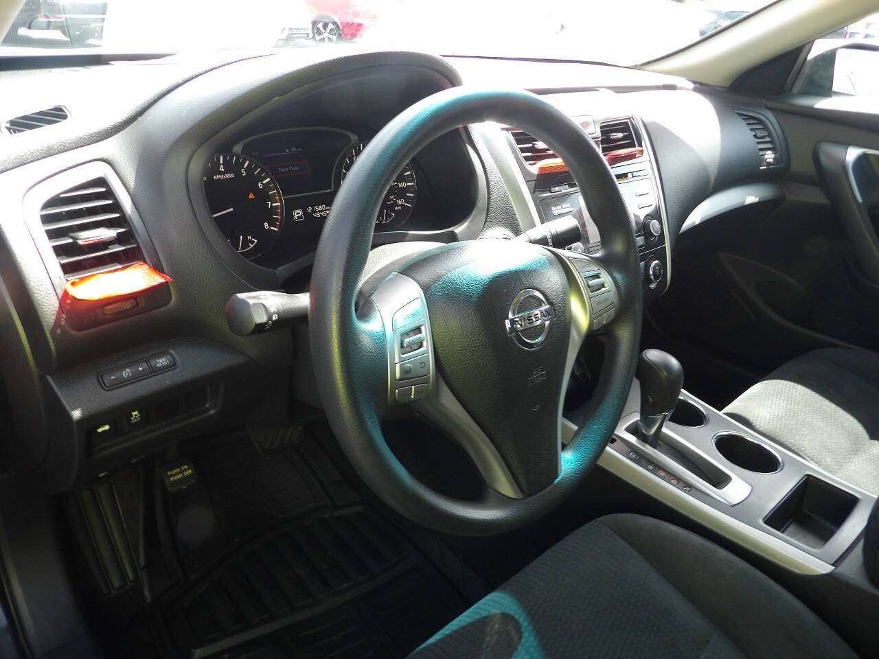Used 2015 Nissan Altima 2.5 S w/ Special Edition Package FWD image 6