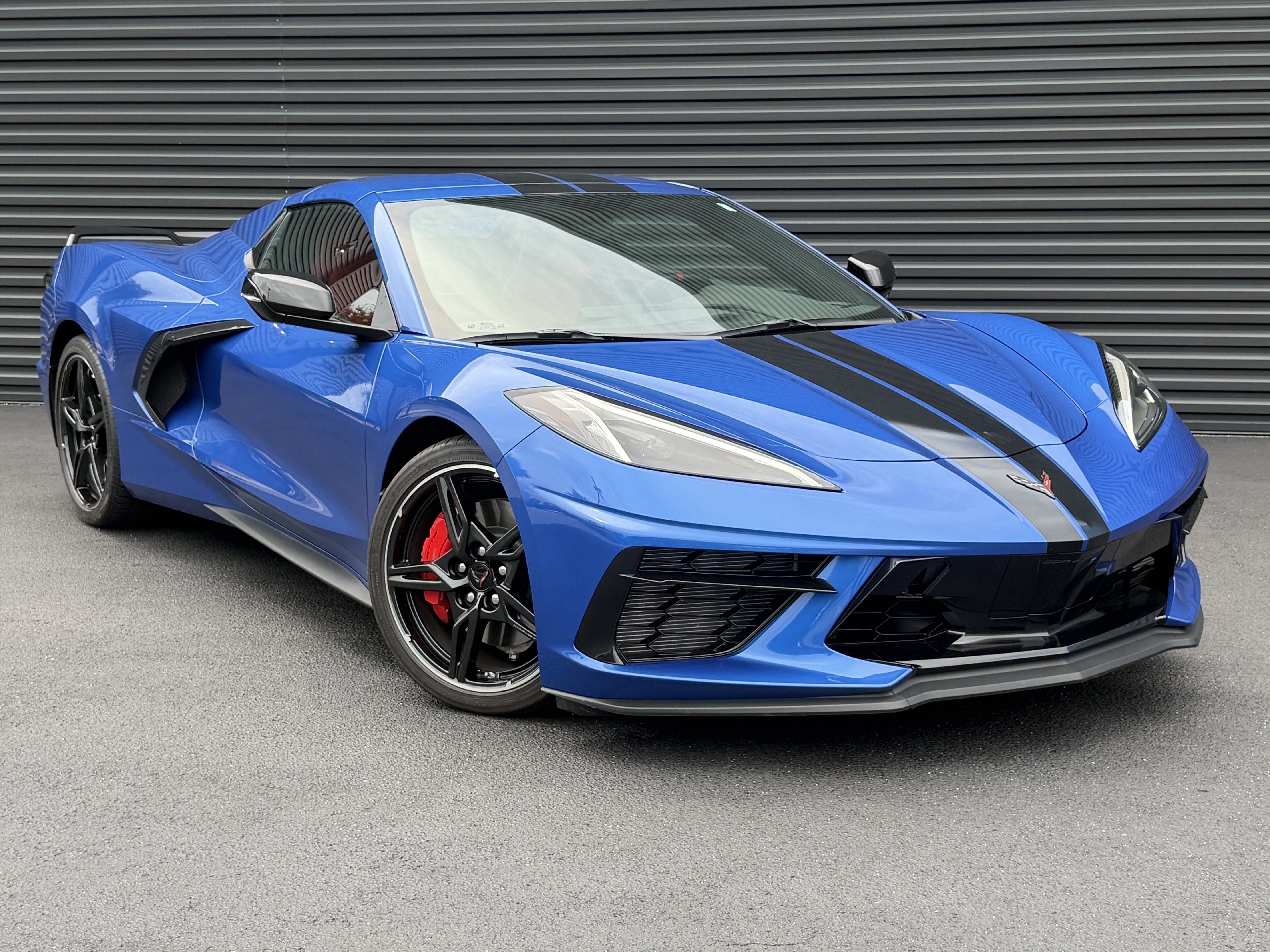 Used 2021 Chevrolet Corvette Stingray Convertible w/ Z51 Performance Package RWD image 7