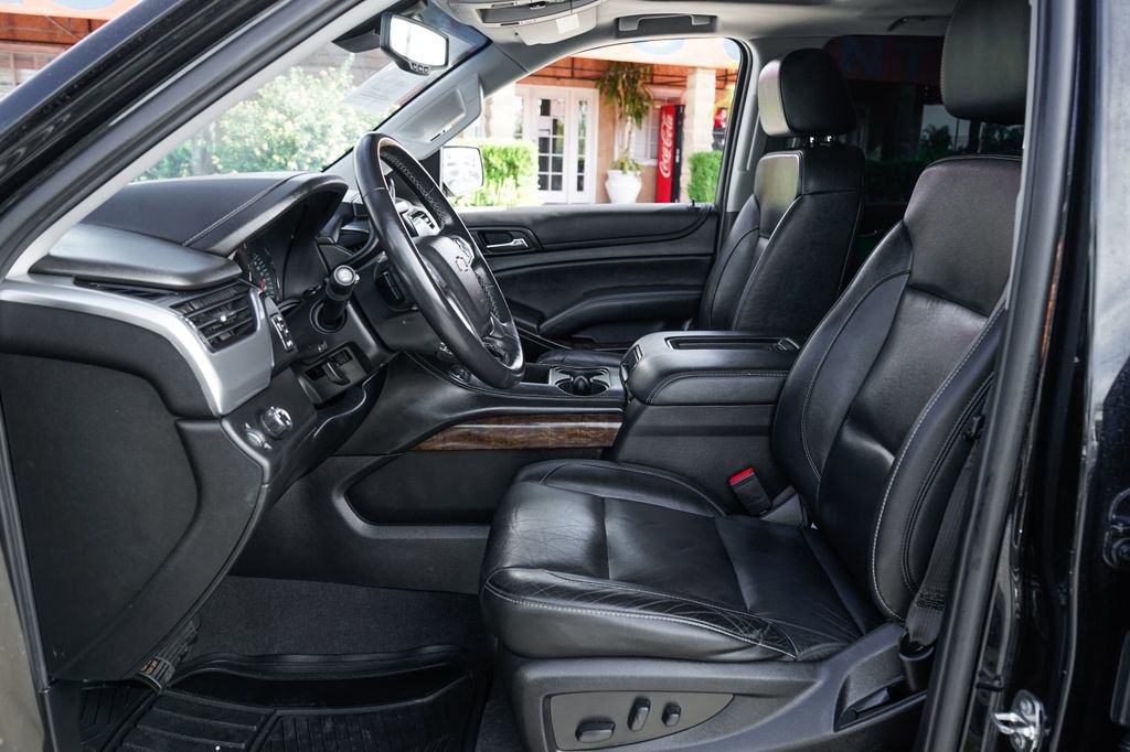 Used 2019 Chevrolet Tahoe LT w/ LT Midnight Edition RWD image 21