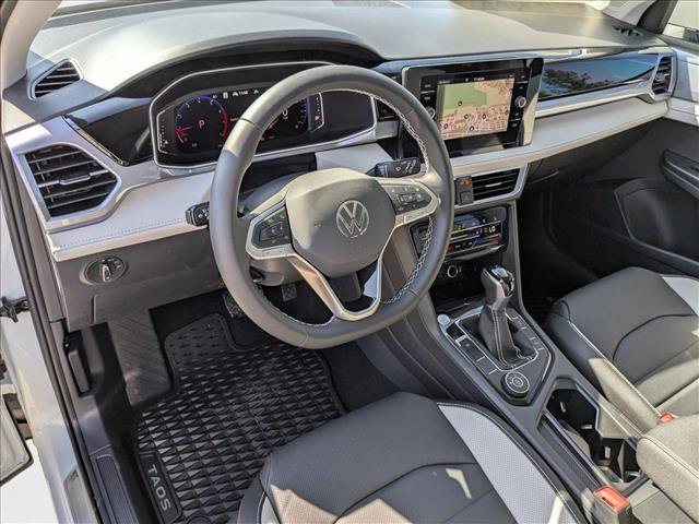 New 2025 Volkswagen Taos SEL image 3