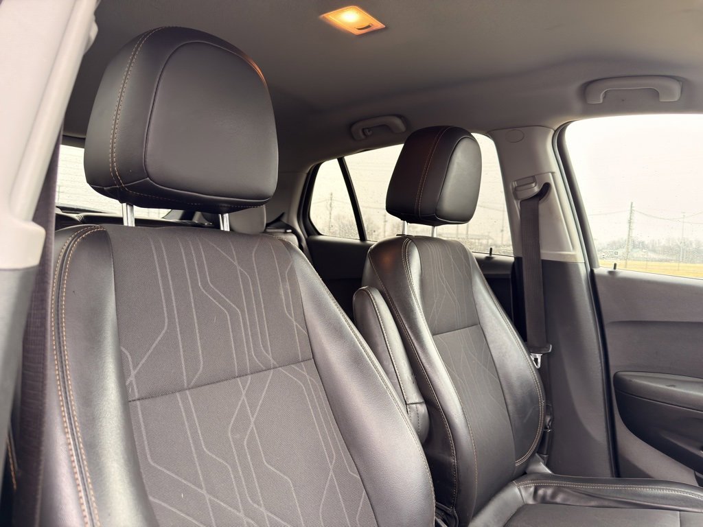 Used 2018 Chevrolet Trax LT w/ Driver Confidence Package image 52