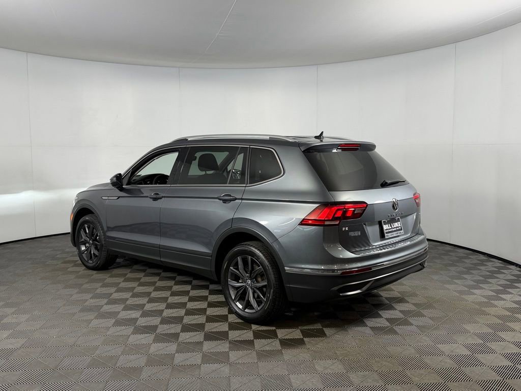 Used 2022 Volkswagen Tiguan SE image 11