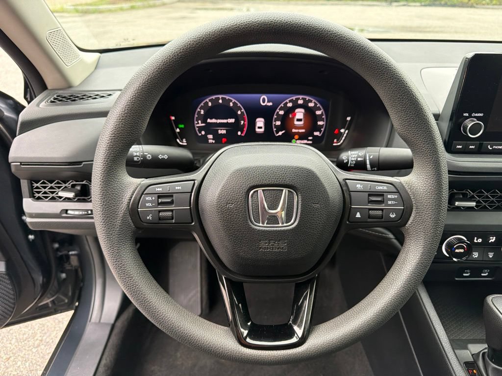 Used 2023 Honda Accord EX image 15