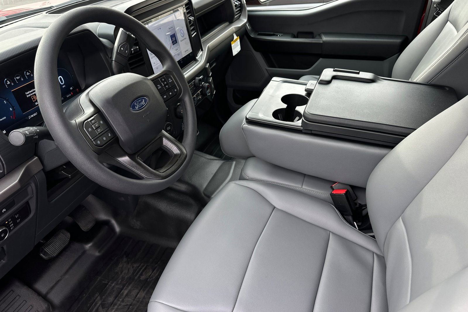 New 2025 Ford F150 XL w/ Equipment Group 103A High image 9