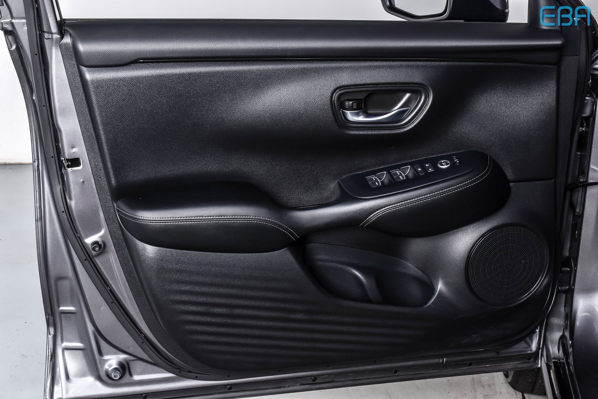 Used 2025 Honda HR-V EX-L image 15