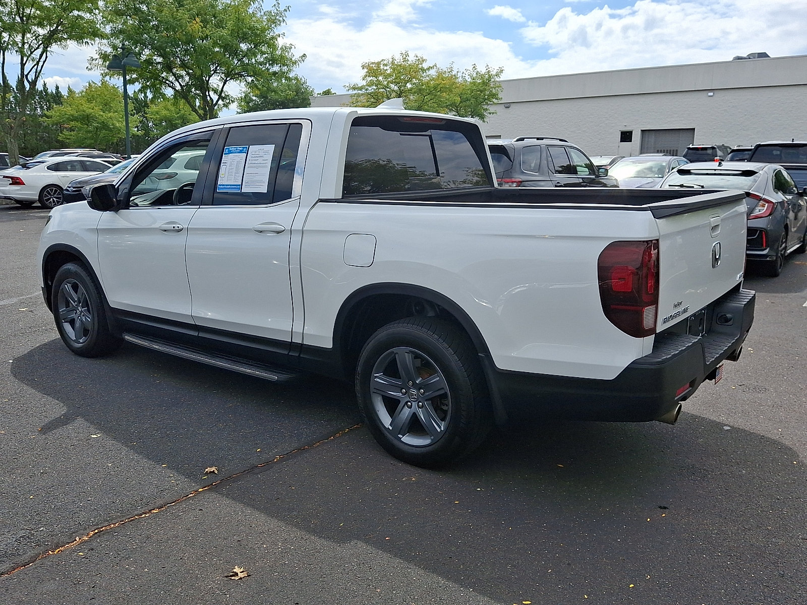 Certified 2021 Honda Ridgeline RTL image 4