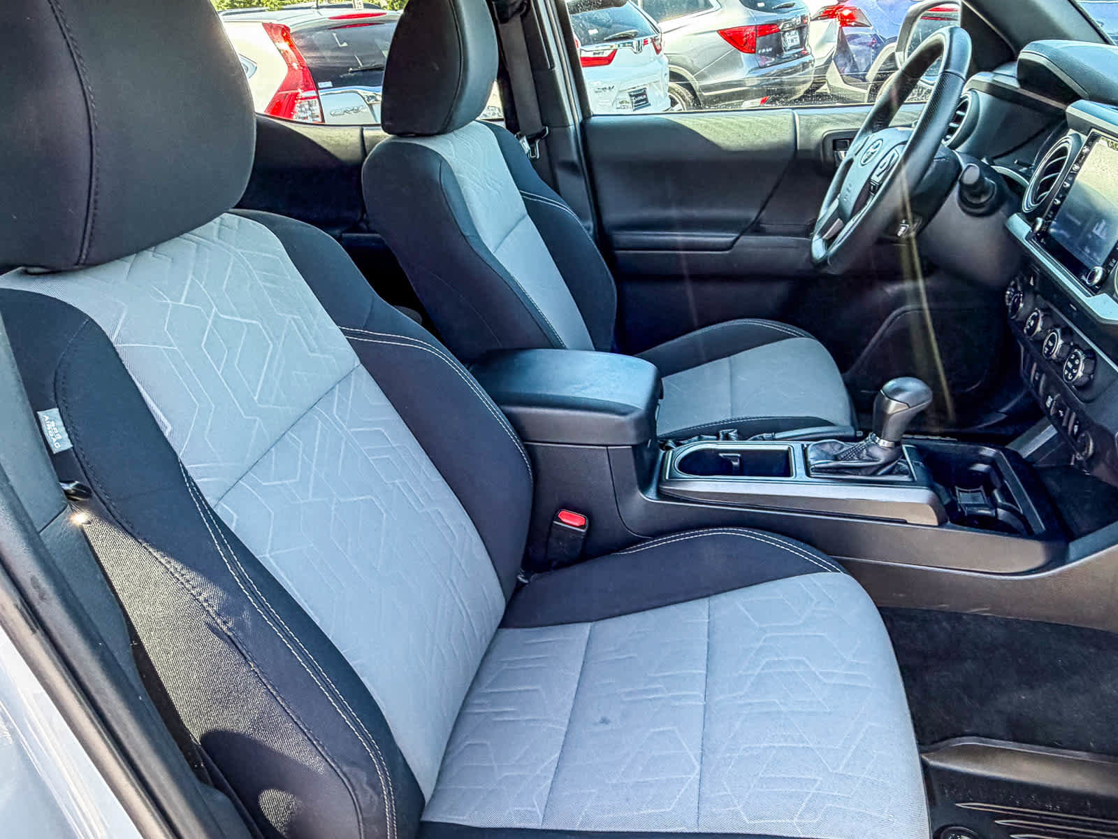 Used 2020 Toyota Tacoma TRD Sport AWD/4WD image 15
