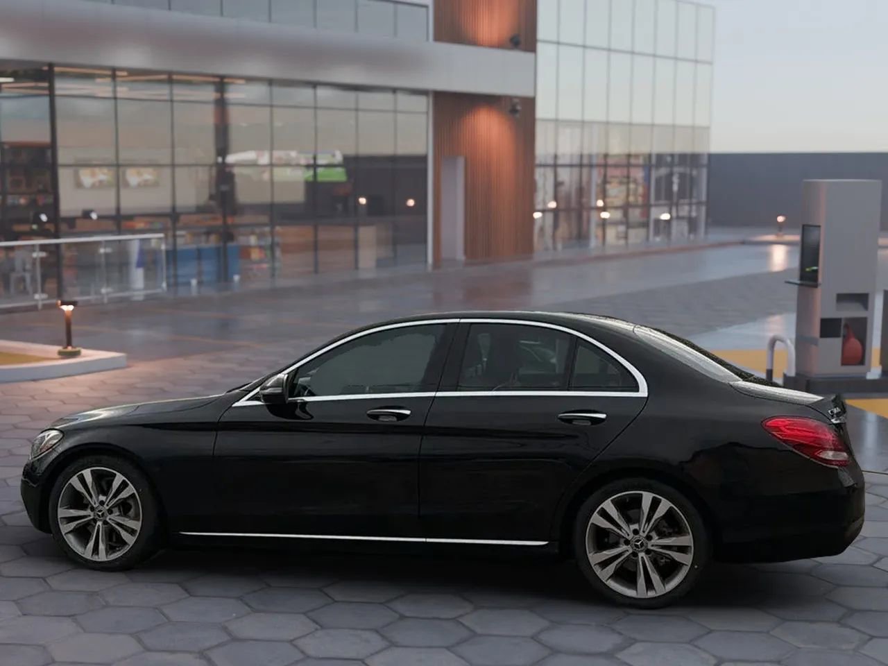 Used 2018 Mercedes-Benz C 300 Sedan w/ Premium Package image 4