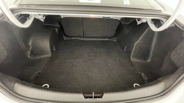 Used 2024 Chevrolet Malibu LT image 45