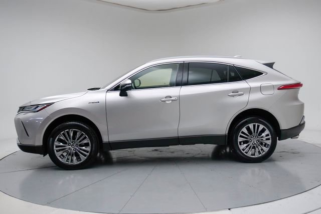 Used 2021 Toyota Venza XLE w/ Softex Package AWD/4WD image 2