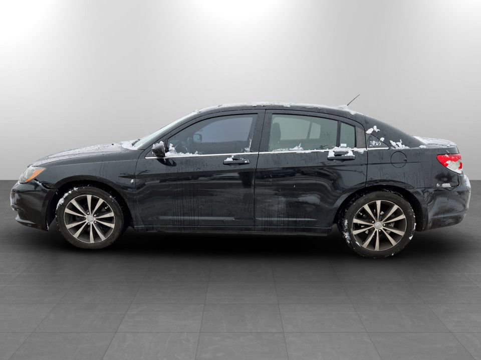 Used 2014 Chrysler 200 Touring w/ 200 S Group image 9
