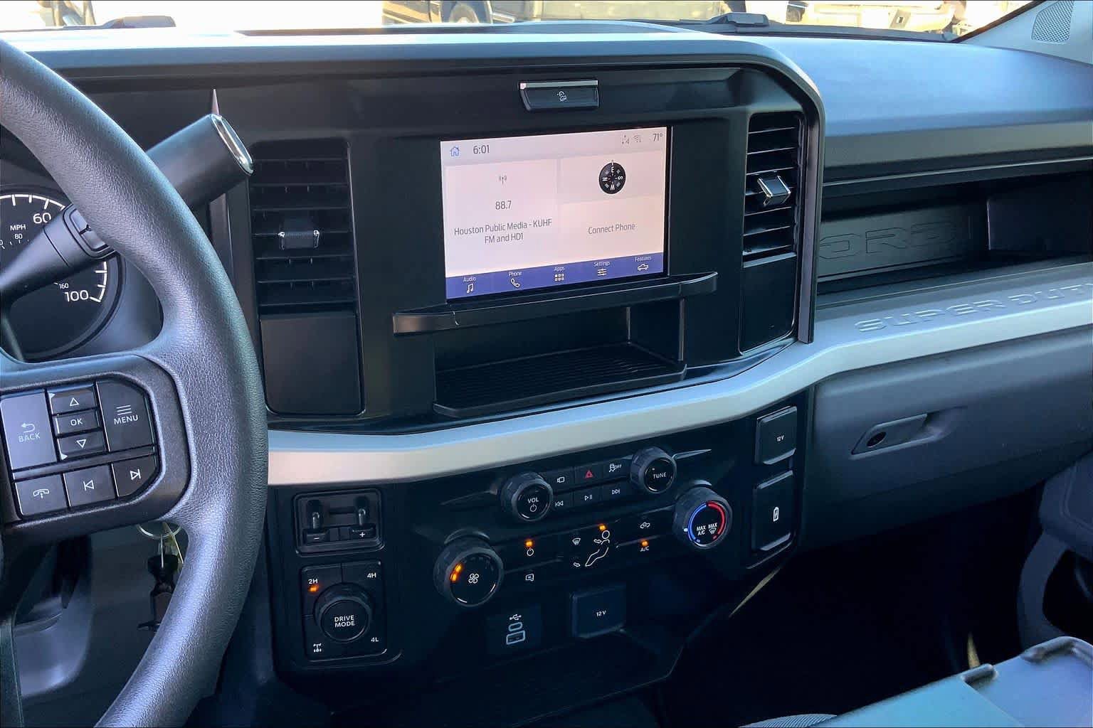 Used 2025 Ford F250 XL w/ STX Appearance Package AWD/4WD image 7