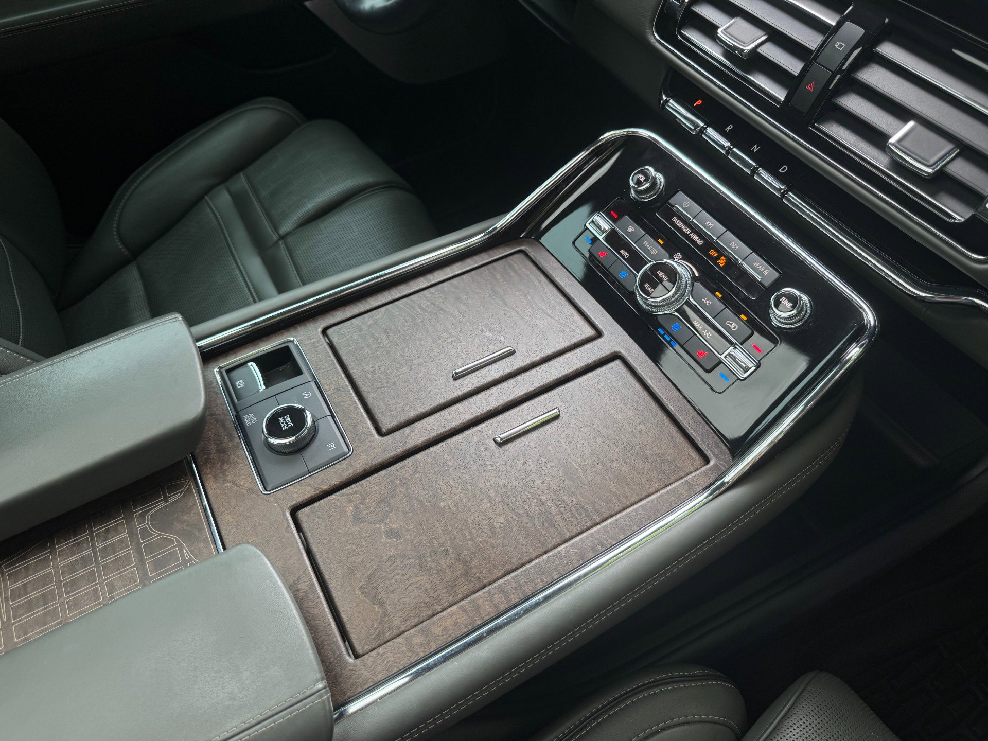 Used 2022 Lincoln Navigator Black Label image 31