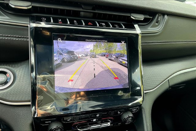 New 2025 Jeep Grand Cherokee L Altitude AWD/4WD image 20
