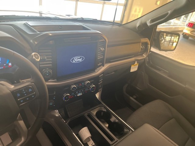 New 2025 Ford F150 XLT w/ Equipment Group 303A High image 13