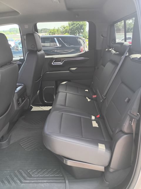 Used 2024 Chevrolet Silverado 1500 RST AWD/4WD image 23