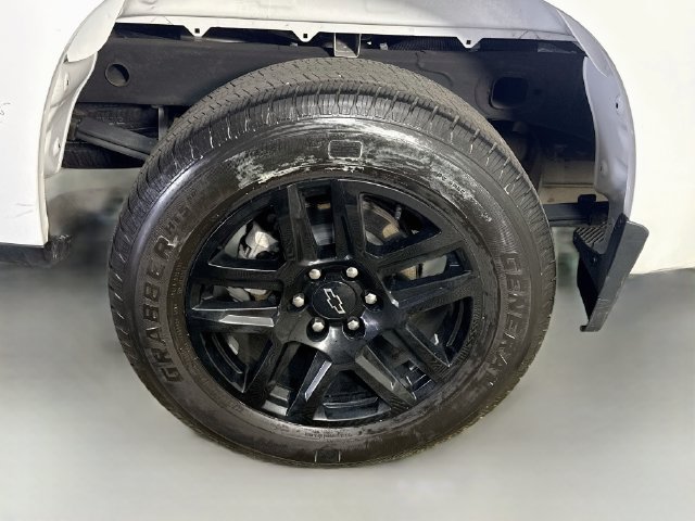 Used 2023 Chevrolet Silverado 1500 Custom RWD image 31