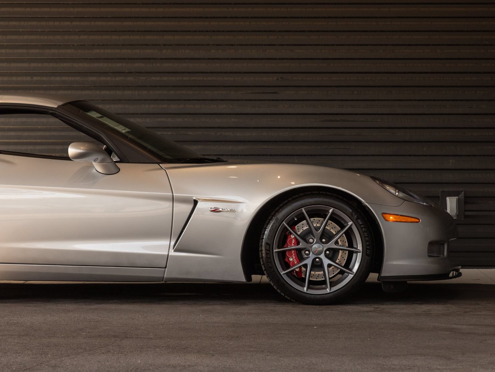 Used 2009 Chevrolet Corvette Z06 w/ Preferred Equipment Group RWD image 7