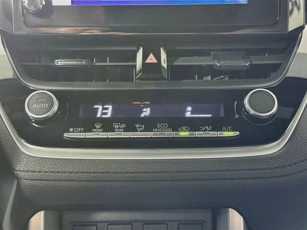 Used 2024 Toyota Corolla Cross AWD Hybrid image 18