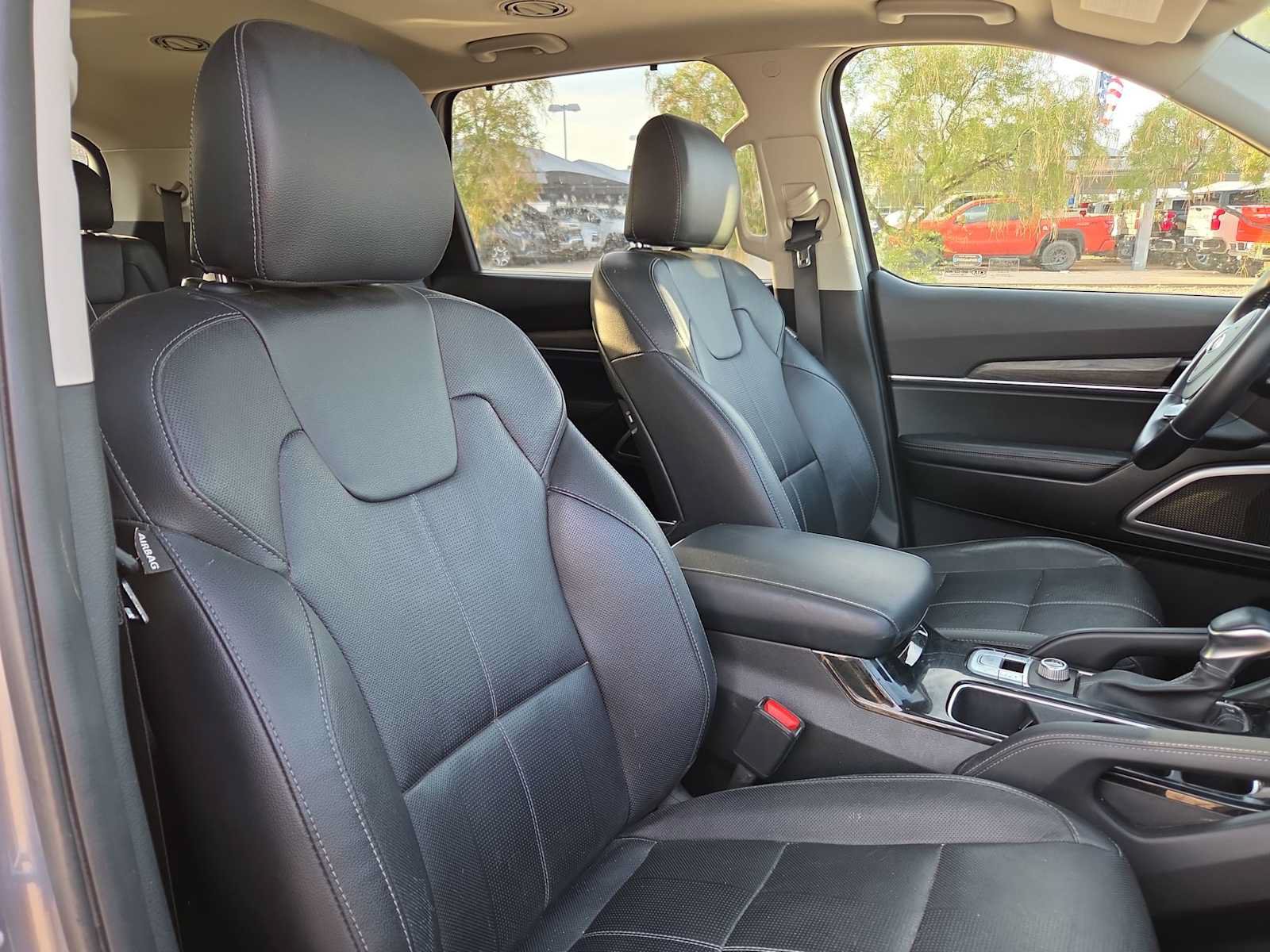 Used 2021 Kia Telluride EX w/ EX Premium Package FWD image 18