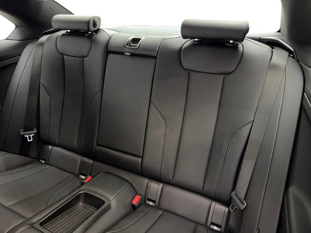Used 2026 BMW 230i Coupe w/ Premium Package RWD image 34