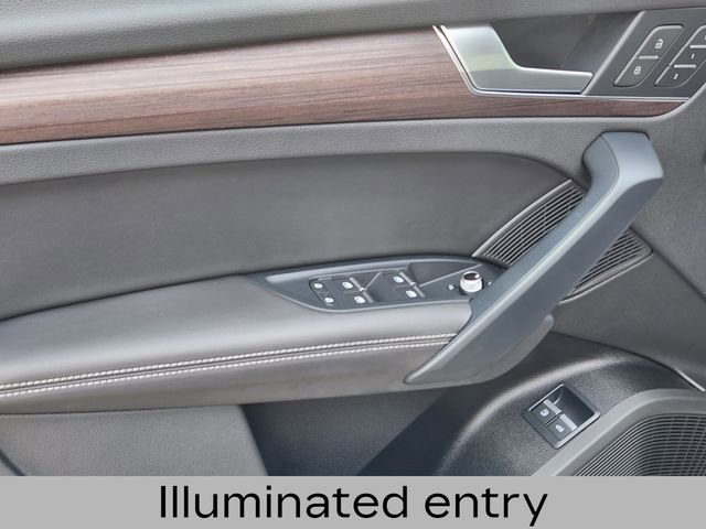 Used 2023 Audi Q5 e Premium Plus image 11
