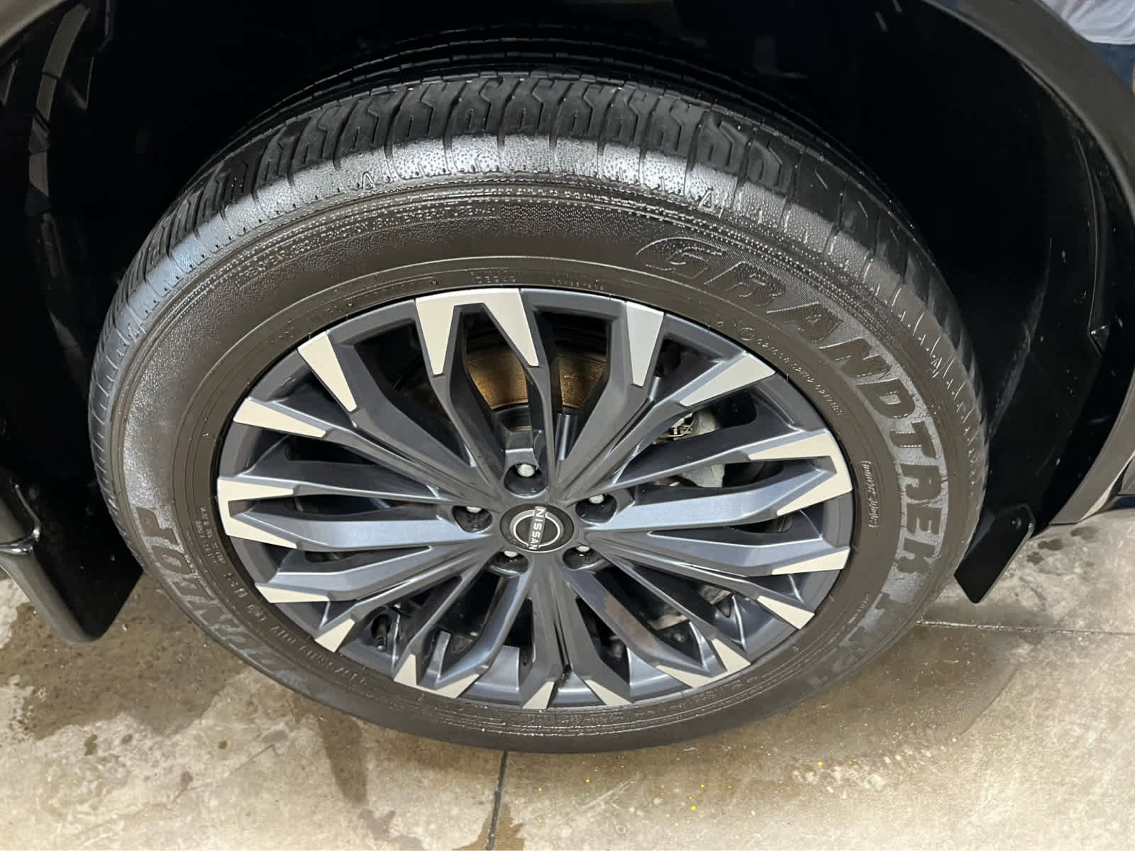 Used 2024 Nissan Rogue Platinum w/ Platinum Premium Package image 36