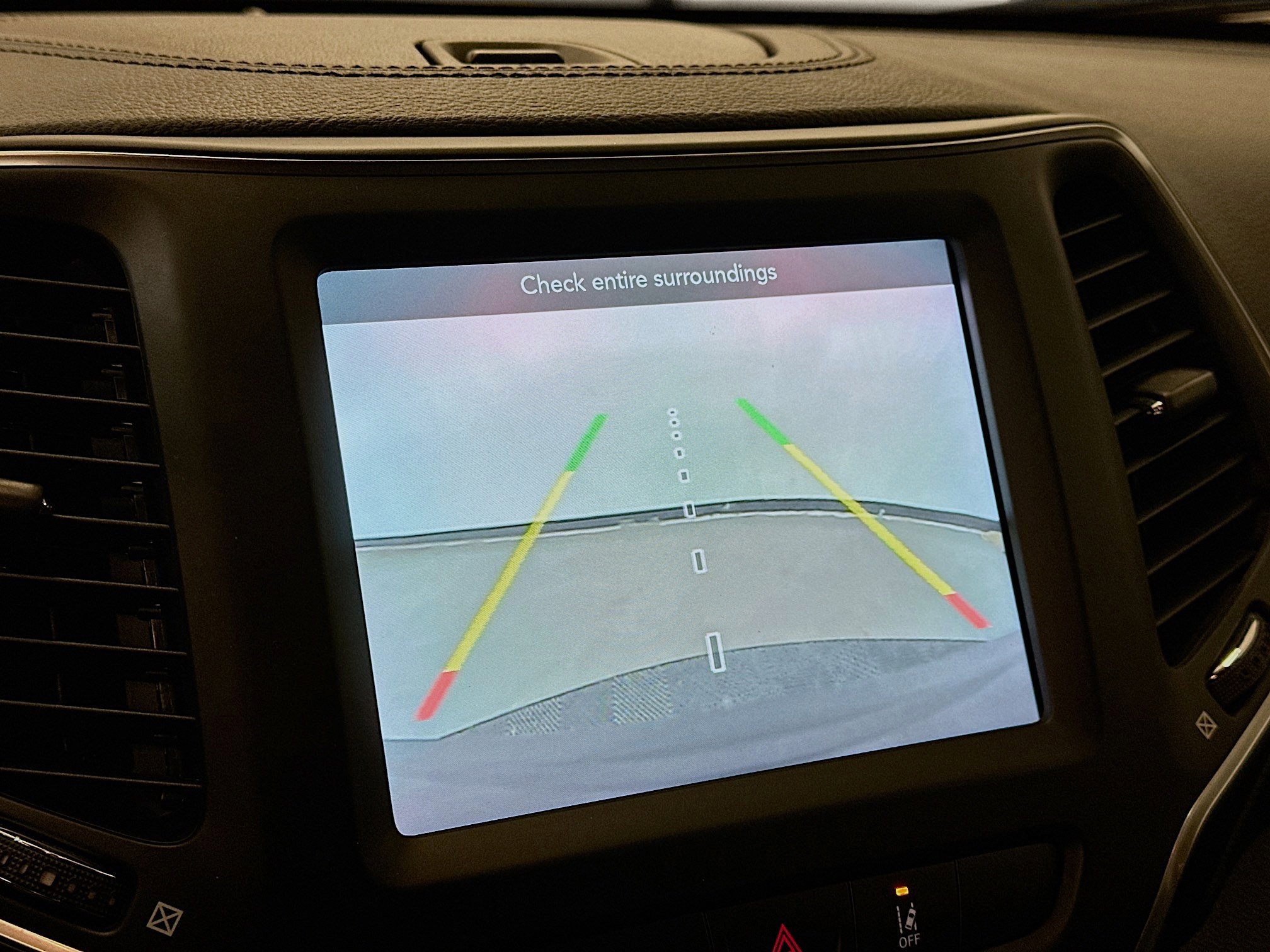 Used 2022 Jeep Cherokee Latitude Lux image 22