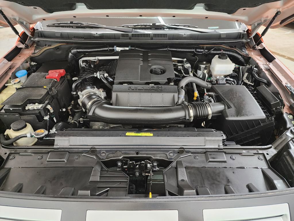 Used 2025 Nissan Frontier PRO-4X w/ Pro Convenience Package image 35