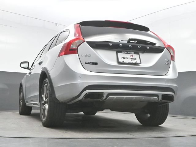 Used 2017 Volvo V60 T5 Cross Country w/ Convenience Package AWD/4WD image 38