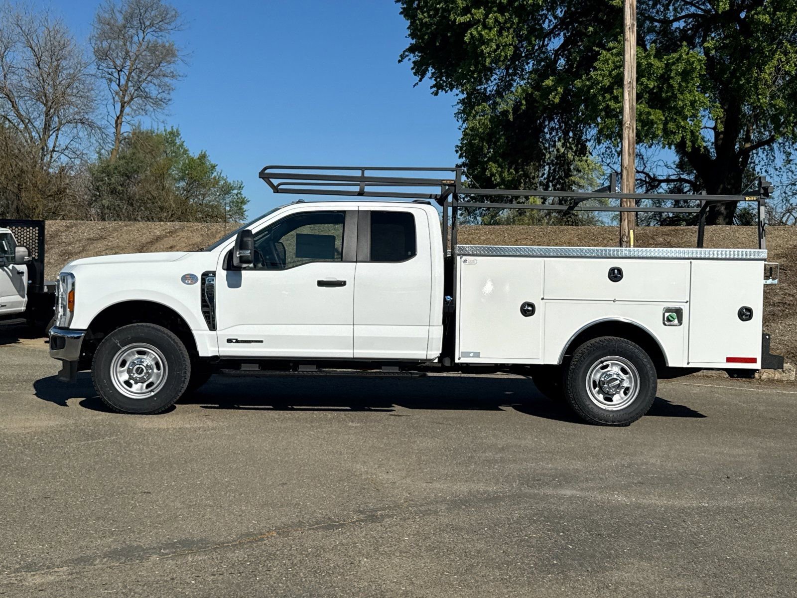 New 2026 Ford F350 XL w/ XL Chrome Package image 6