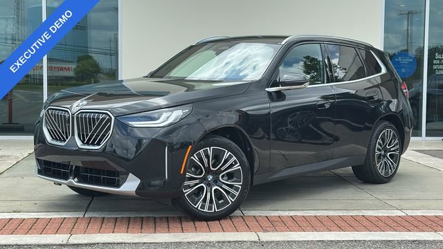 Used 2025 BMW X3 xDrive30i w/ Premium Package image 1