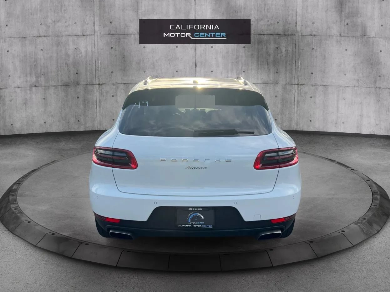 Used 2018 Porsche Macan Sport Edition AWD/4WD image 6