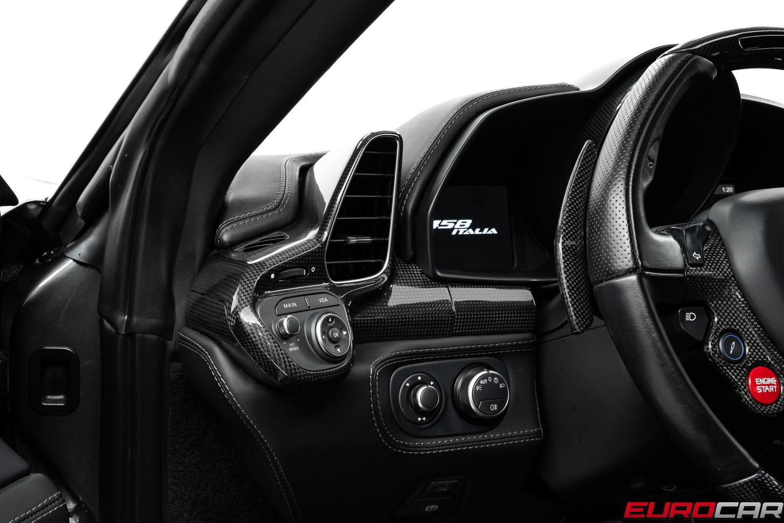 Used 2014 Ferrari 458 Italia Coupe RWD image 28