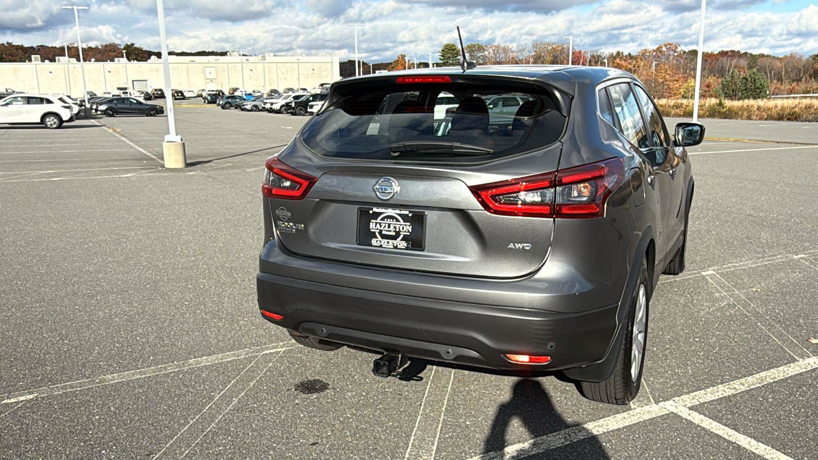 Used 2020 Nissan Rogue Sport S image 7