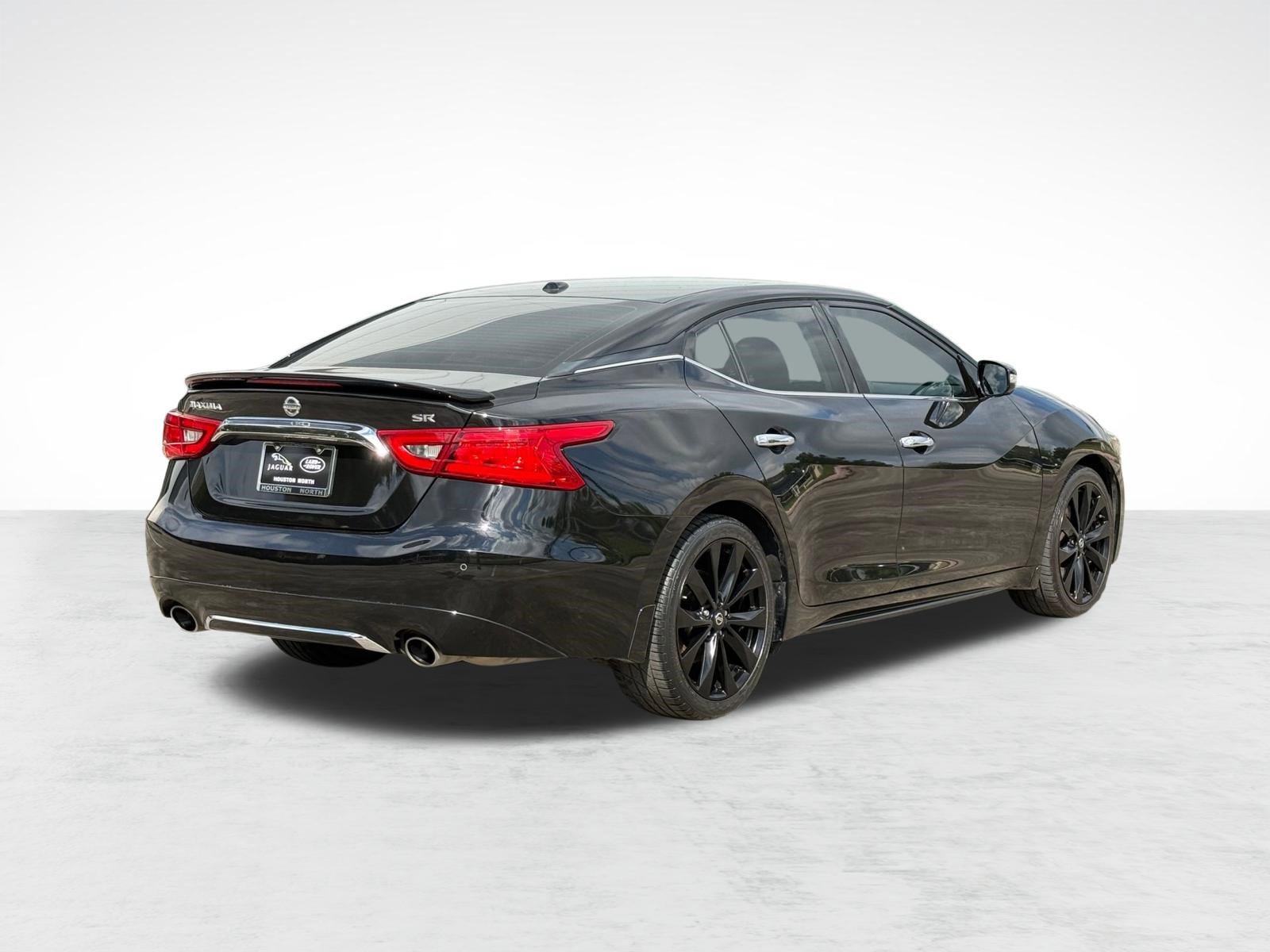 Used 2017 Nissan Maxima SR w/ Midnight Edition image 9