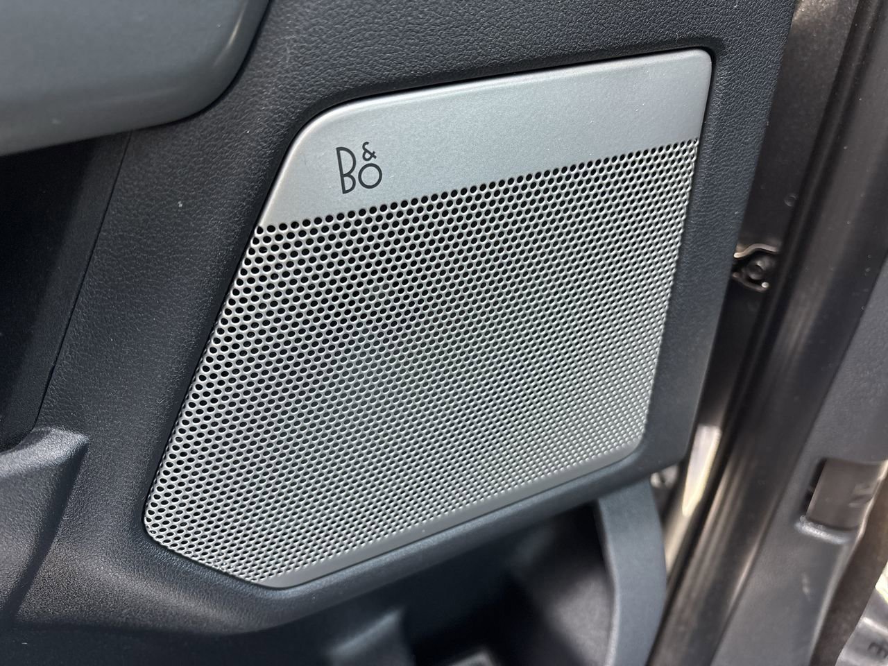 Certified 2023 Ford F150 Lariat w/ Equipment Group 502A High image 17