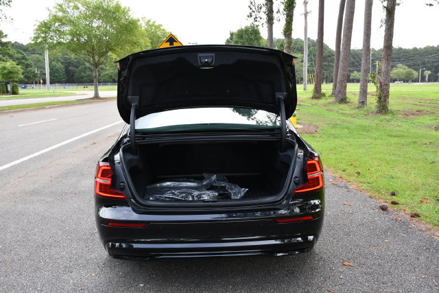 Used 2024 Volvo S60 B5 Plus w/ Climate Package AWD/4WD image 18