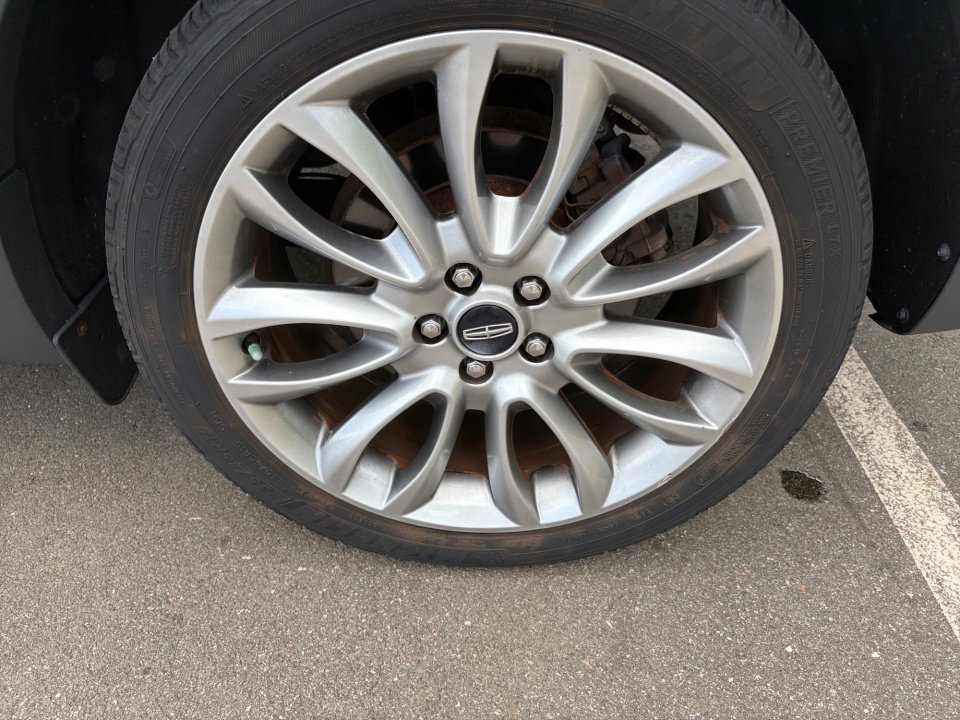 Used 2015 Lincoln MKC FWD w/ Equipment Group 102A Reserve image 26