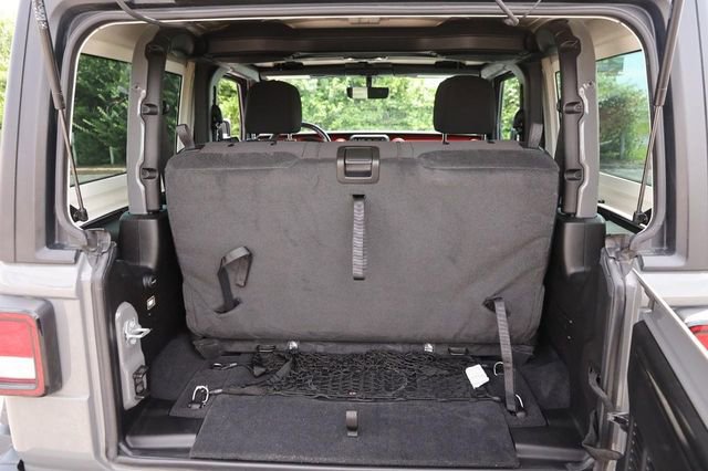 Used 2023 Jeep Wrangler Rubicon w/ Cold Weather Group AWD/4WD image 7
