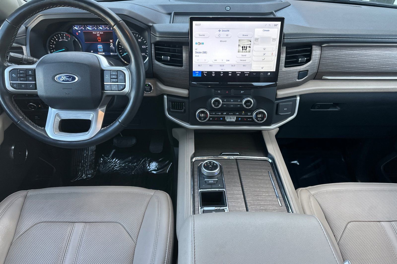 Used 2024 Ford Expedition Limited image 16