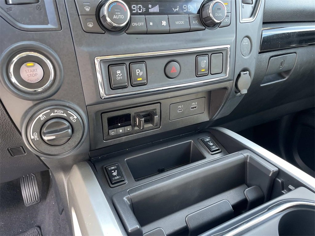 Used 2024 Nissan Titan SV w/ SV Convenience Package image 22