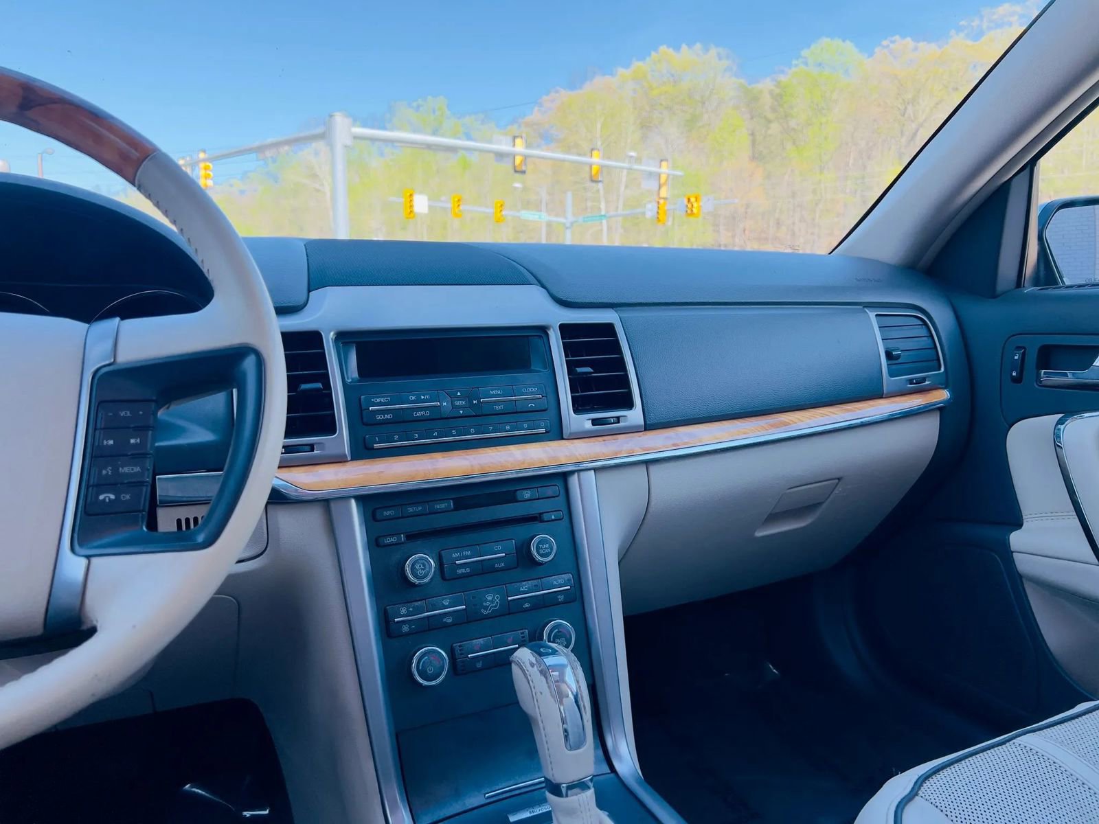 Used 2012 Lincoln MKZ AWD image 23