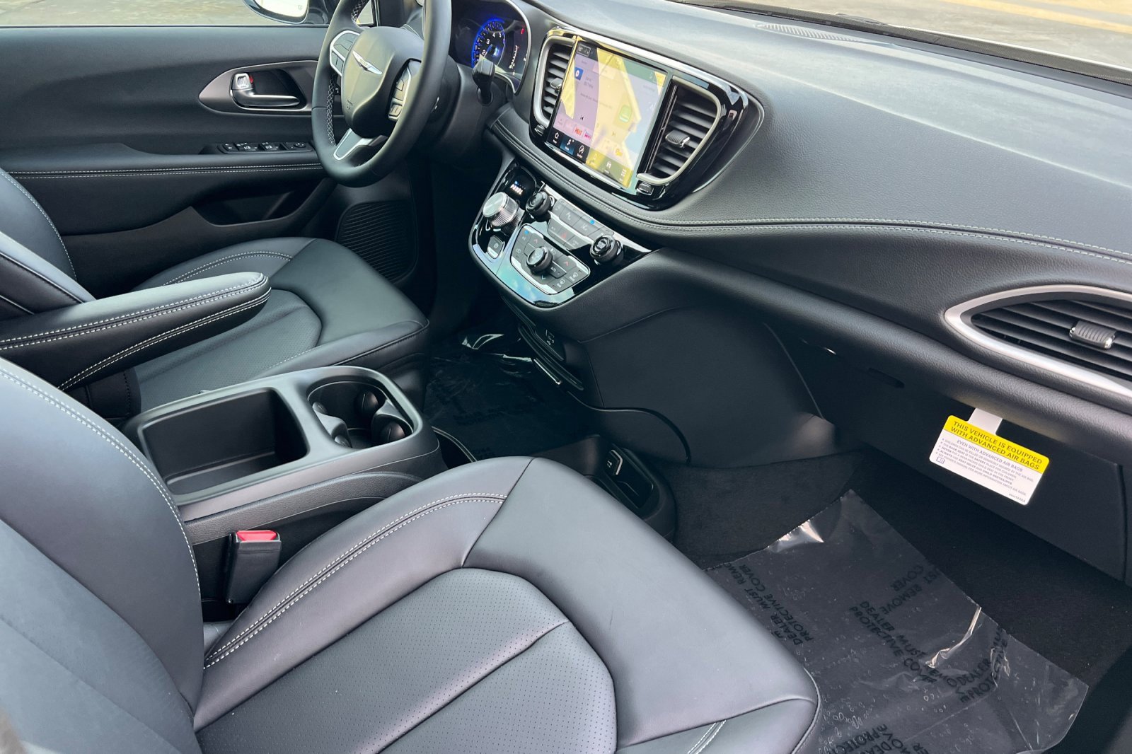 New 2026 Chrysler Pacifica Select image 15