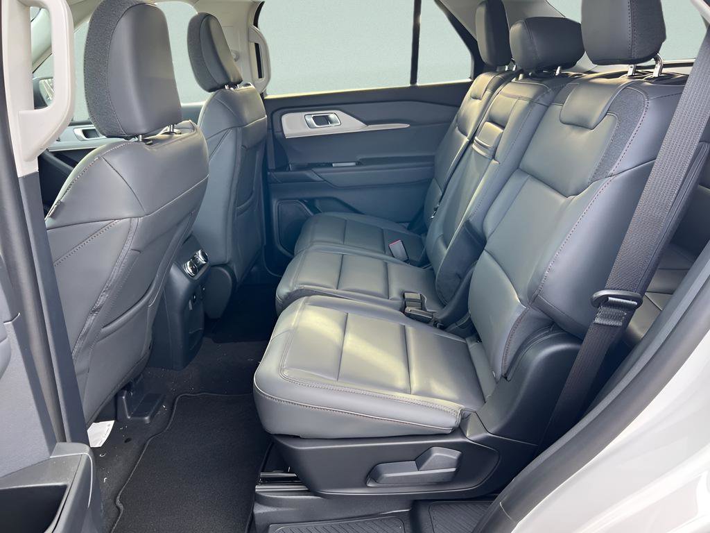 New 2026 Ford Explorer Active w/ Active Comfort Package AWD/4WD image 21