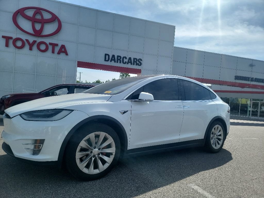Used 2021 Tesla Model X Performance AWD/4WD image 3