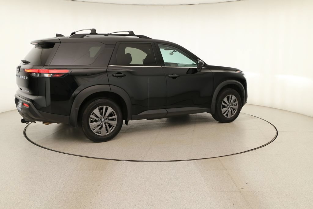 Used 2022 Nissan Pathfinder SV AWD/4WD image 7