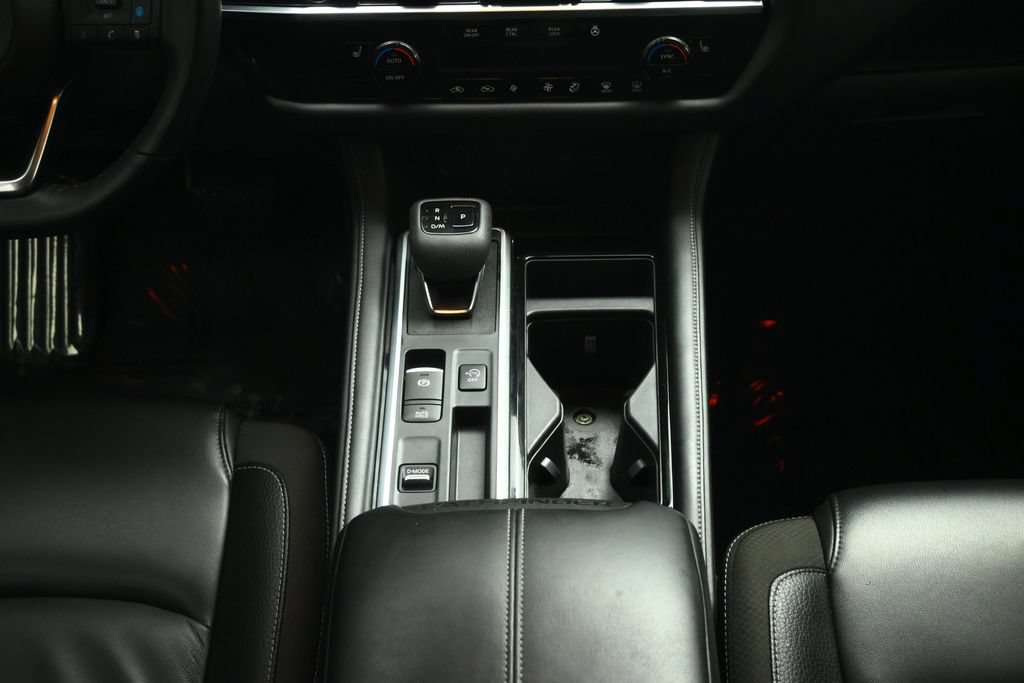 Used 2023 Nissan Pathfinder SL w/ SL Premium Package FWD image 36