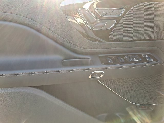 New 2026 Lincoln Aviator AWD image 10